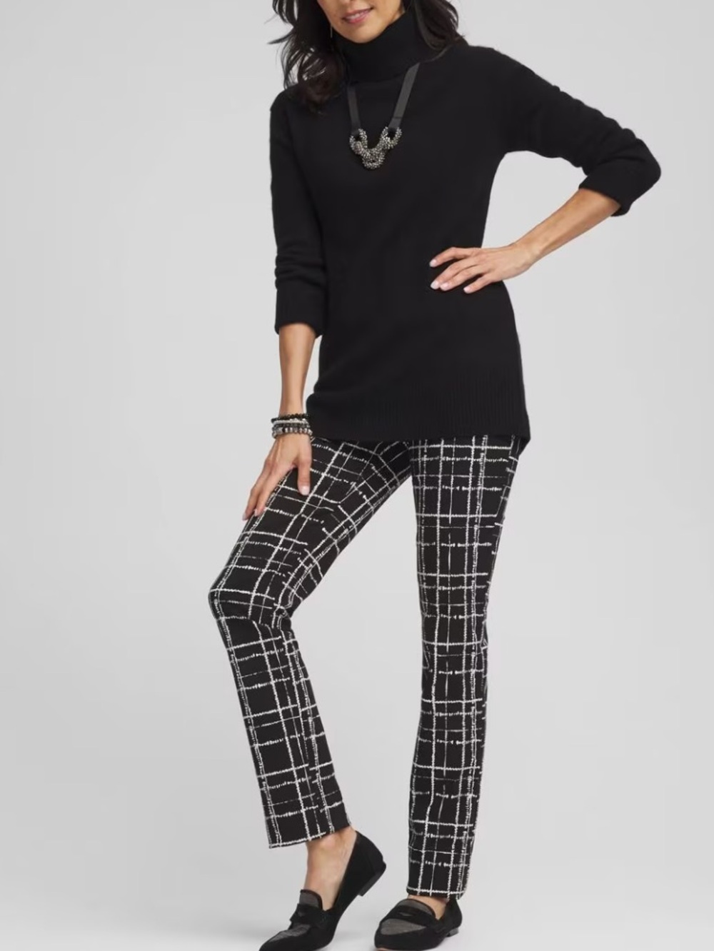 CHICOS Black & White Windowpane Slim Fit Pullon Ankle Pants 6 NWOT